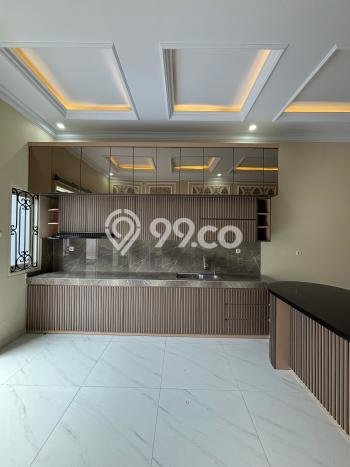 Rumah Mewah Dijual LT 221m2 di Pesanggrahan, Jakarta Selatan Rumah Mewah Dijual LT 221m2 di Pesanggrahan, Jakarta Selatan