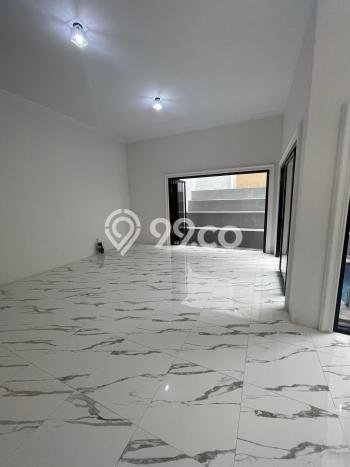 For Sale! Luxury House LT 252m2 Desain Elegan di Sentul City For Sale! Luxury House LT 252m2 Desain Elegan di Sentul City