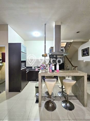 Rumah Luxury Modern Siap Huni di Bintaro Tangerang Selatan Rumah Luxury Modern Siap Huni di Bintaro Tangerang Selatan