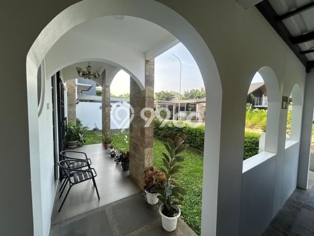 Dijual Rumah Luas Elegan Dengan View Eksklusif di Lebak Bulus, Jakarta Selatan Dijual Rumah Luas Elegan Dengan View Eksklusif di Lebak Bulus, Jakarta Selatan