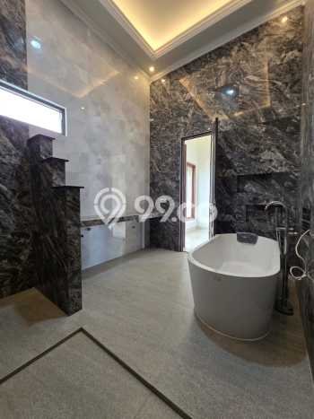 Ready to Use! Premium House LT 400m2 Desain Elegan di Depok I Ready to Use! Premium House LT 400m2 Desain Elegan di Depok I