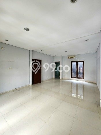 Rumah Mewah LB 275m2 Siap Pakai Desain Elegan di Lebak Bulus, Jakarta Selatan Rumah Mewah LB 275m2 Siap Pakai Desain Elegan di Lebak Bulus, Jakarta Selatan