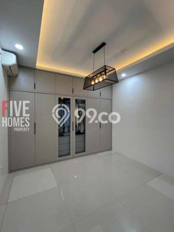 Rumah Luxury Modern Siap Huni di Bintaro Tangerang Selatan Rumah Luxury Modern Siap Huni di Bintaro Tangerang Selatan