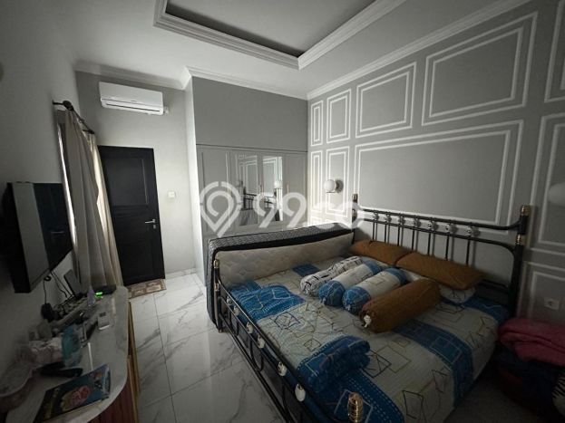 Dijual Rumah Luas Elegan Dengan View Eksklusif di Lebak Bulus, Jakarta Selatan Dijual Rumah Luas Elegan Dengan View Eksklusif di Lebak Bulus, Jakarta Selatan