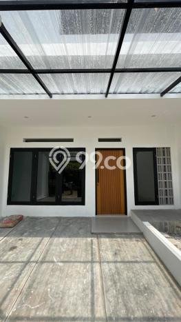 For Sale Rumah 4 Kamar Lokasi Strategis Bagus dan Strategis di Cinere For Sale Rumah 4 Kamar Lokasi Strategis Bagus dan Strategis di Cinere