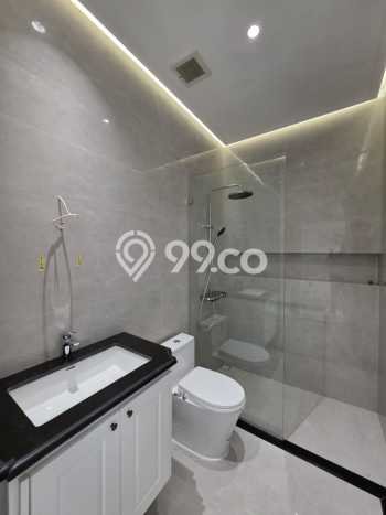 Siap Huni Hunian Elit 5 Kamar di Cempaka Putih Dekat ke Mana Pun Siap Huni Hunian Elit 5 Kamar di Cempaka Putih Dekat ke Mana Pun