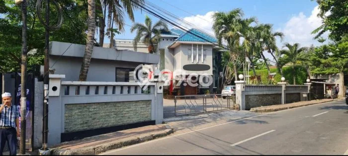 Unit Gudang Dijual di Pancoran Jakarta Selatan Luas Bangunan 800m2 Unit Gudang Dijual di Pancoran Jakarta Selatan Luas Bangunan 800m2