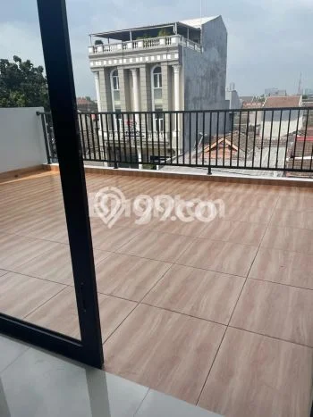 Ruko Usaha Dijual di BSD Tangerang LT 125m2 & LB 200m2 Ruko Usaha Dijual di BSD Tangerang LT 125m2 & LB 200m2