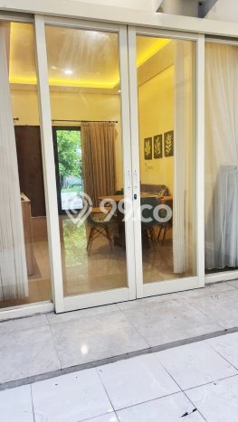 Rumah Lingkungan Asri kawasan Rungkut, Surabaya, LT 75m2m² Bangunan 90m2m² Rumah Lingkungan Asri kawasan Rungkut, Surabaya, LT 75m2m² Bangunan 90m2m²