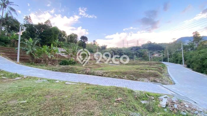 Untuk Dijual Tanah di Jatinangor Sumedang Luas 72m2 SHM Untuk Dijual Tanah di Jatinangor Sumedang Luas 72m2 SHM
