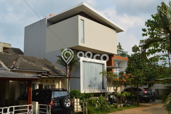 For Sale Rumah 5 Kamar Lokasi Ideal Nyaman dan Strategis di Margahayu For Sale Rumah 5 Kamar Lokasi Ideal Nyaman dan Strategis di Margahayu