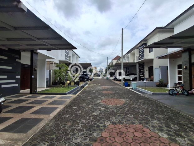 Dijual Rumah 4 Kamar Lokasi Strategis Bagus dan Strategis di Cimahi Utara Dijual Rumah 4 Kamar Lokasi Strategis Bagus dan Strategis di Cimahi Utara