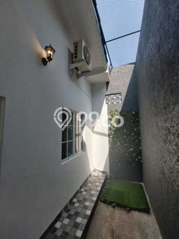 Rumah Modern 4 KT di Sariwangi Bandung Unfurnished Rumah Modern 4 KT di Sariwangi Bandung Unfurnished