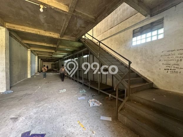 Unit Gudang Disewa Lokasi Cengkareng, Jakarta Barat Spesifikasi Luas Bangunan 3700m2 Unit Gudang Disewa Lokasi Cengkareng, Jakarta Barat Spesifikasi Luas Bangunan 3700m2