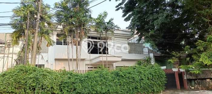 Hunian Modern Dikontrakkan 4 Kamar di Kebayoran Baru Bisa Nego Hunian Modern Dikontrakkan 4 Kamar di Kebayoran Baru Bisa Nego