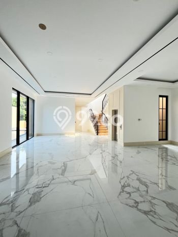 Rumah Mewah Dijual LT 317m2 di Kebayoran Baru, Jakarta Selatan Rumah Mewah Dijual LT 317m2 di Kebayoran Baru, Jakarta Selatan