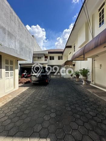 Dijual Hunian Mewah dengan Fasilitas Sekitar Komplit di Kebayoran Baru, Jakarta Selatan Dijual Hunian Mewah dengan Fasilitas Sekitar Komplit di Kebayoran Baru, Jakarta Selatan
