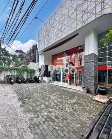 Untuk Dijual! Komersial di Senopati Jakarta Selatan LT 300m2 / LB 435m2 Kawasan Bisnis Untuk Dijual! Komersial di Senopati Jakarta Selatan LT 300m2 / LB 435m2 Kawasan Bisnis