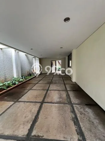 Rumah sewa siap pakai 4 Kamar Tidur di Mega Kuningan, Jakarta Selatan Rumah sewa siap pakai 4 Kamar Tidur di Mega Kuningan, Jakarta Selatan