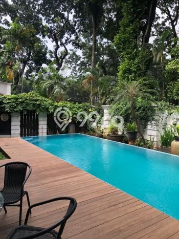 Siap Huni Hunian Elit 6 Kamar di Kebayoran Baru Dekat ke Mana Saja Siap Huni Hunian Elit 6 Kamar di Kebayoran Baru Dekat ke Mana Saja