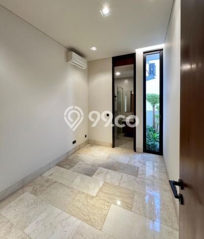 Rumah Luxury Modern Tanpa Renovasi di Kemang Jakarta Selatan Rumah Luxury Modern Tanpa Renovasi di Kemang Jakarta Selatan