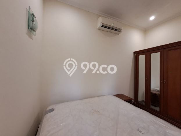 Rumah sewa siap pakai 4 Kamar Tidur di Pondok Indah, Jakarta Selatan Rumah sewa siap pakai 4 Kamar Tidur di Pondok Indah, Jakarta Selatan