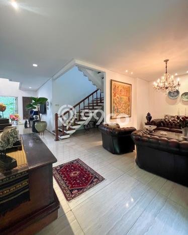 Hunian Mewah Siap Huni LT 458m2 di Kebayoran Baru, Jakarta Selatan Hunian Mewah Siap Huni LT 458m2 di Kebayoran Baru, Jakarta Selatan