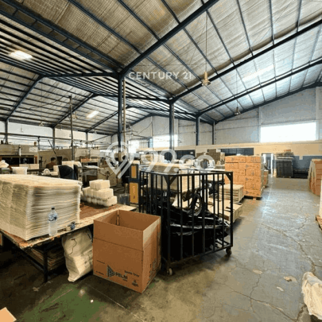 Gudang di Lippo Cikarang, Luas 1936m2m², Area Komersial, Posisi Strategis Gudang di Lippo Cikarang, Luas 1936m2m², Area Komersial, Posisi Strategis
