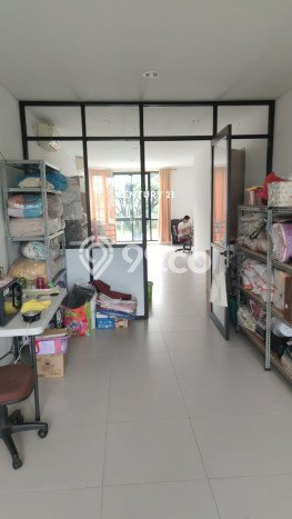 Ruko disewakan lokasi strategis Lippo Cikarang Cikarang 200m2 Ruko disewakan lokasi strategis Lippo Cikarang Cikarang 200m2