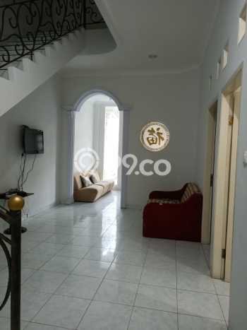 Hunian Cantik Modern Lb 162m2 di Kelapa Gading, Jakarta Utara Hunian Cantik Modern Lb 162m2 di Kelapa Gading, Jakarta Utara