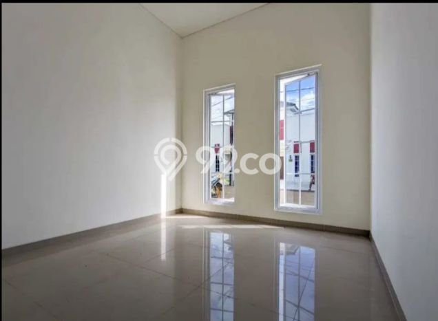 Jual Rumah Strategis Bagus Punya 2 KT di Pamulang Tangerang Selatan SHM Jual Rumah Strategis Bagus Punya 2 KT di Pamulang Tangerang Selatan SHM