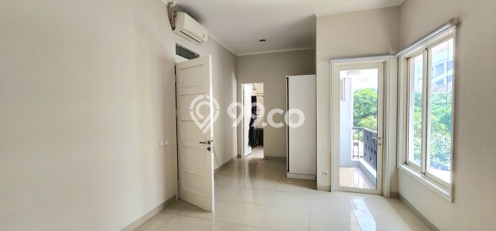 For Sale! Premium House LT 162m2 Desain Elegan di Gading Serpong Pondok Hijau Golf For Sale! Premium House LT 162m2 Desain Elegan di Gading Serpong Pondok Hijau Golf