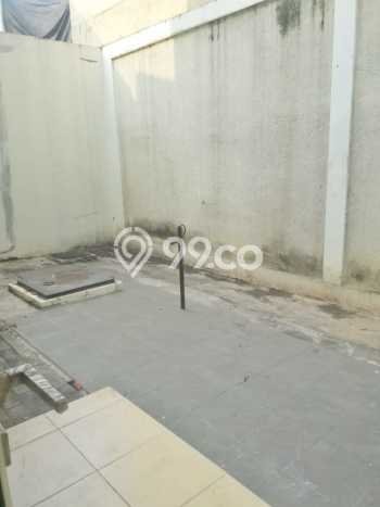 Rumah Mewah LB 182m2 Siap Pakai Desain Elegan di Gading Serpong The Spring, Tangerang Rumah Mewah LB 182m2 Siap Pakai Desain Elegan di Gading Serpong The Spring, Tangerang