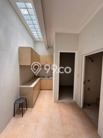 Disewakan! Rumah 3 Kamar Tidur &
3 Kamar Mandi di BSD Residence One, Tangerang Disewakan! Rumah 3 Kamar Tidur &
3 Kamar Mandi di BSD Residence One, Tangerang