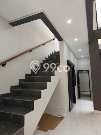 Dijual Rumah Eksklusif 3 KT di Sektor 7A/B-Gading Serpong, Tangerang Dijual Rumah Eksklusif 3 KT di Sektor 7A/B-Gading Serpong, Tangerang