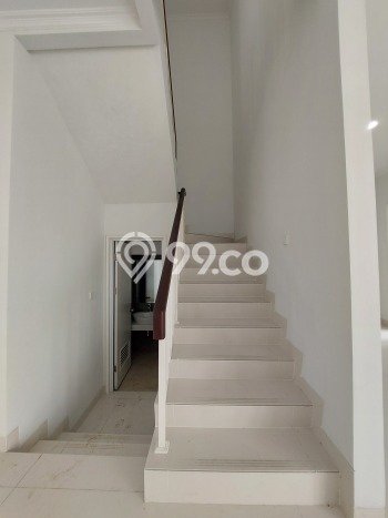 Disewakan Rumah Harga Terjangkau di Gading Serpong Tangerang Punya 4 KT Disewakan Rumah Harga Terjangkau di Gading Serpong Tangerang Punya 4 KT