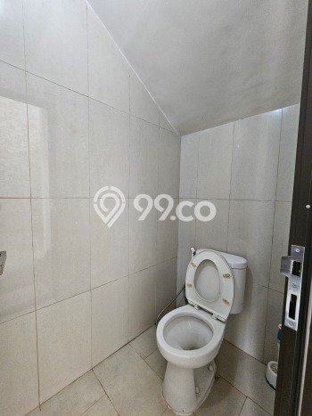 Hunian Mewah LB 215m2 Siap Huni Desain Elegan di BSD Green Wich, Tangerang Hunian Mewah LB 215m2 Siap Huni Desain Elegan di BSD Green Wich, Tangerang