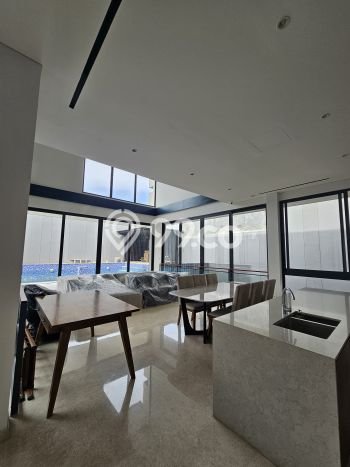 Hunian Elit LB 545m2 Siap Pakai Desain Elegan di BSD City, Tangerang Hunian Elit LB 545m2 Siap Pakai Desain Elegan di BSD City, Tangerang