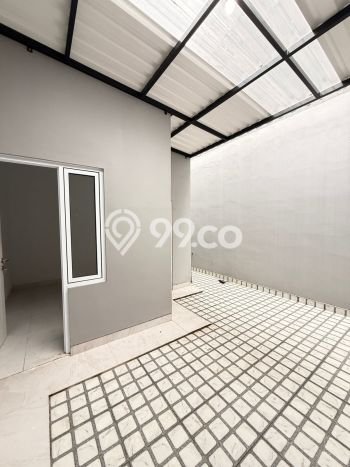 Rumah Modern 3 KT di Villa Melati Mas Tangerang Selatan Unfurnished Rumah Modern 3 KT di Villa Melati Mas Tangerang Selatan Unfurnished