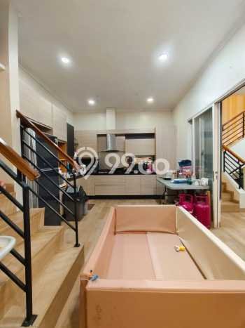Rumah Luxury Modern Tanpa Renovasi di Gading Serpong The Spring Tangerang Rumah Luxury Modern Tanpa Renovasi di Gading Serpong The Spring Tangerang