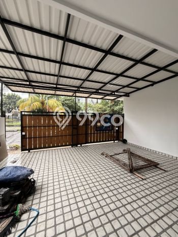 Hunian Nyaman Asri 3 KT Siap Pakai di Villa Melati Mas Tangerang Selatan Hunian Nyaman Asri 3 KT Siap Pakai di Villa Melati Mas Tangerang Selatan
