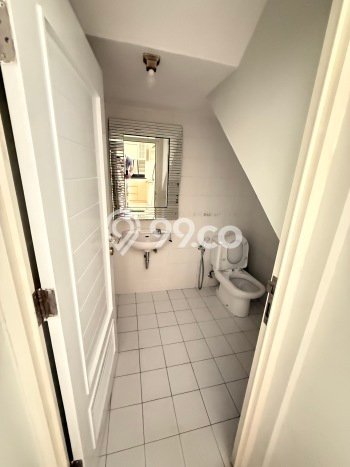 Disewakan! Rumah 3 Kamar Tidur &
3 Kamar Mandi di BSD Residence One, Tangerang Disewakan! Rumah 3 Kamar Tidur &
3 Kamar Mandi di BSD Residence One, Tangerang
