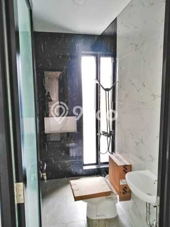 Dijual Hunian Rumah Terawat 3 KT di BSD Nusaloka, Tangerang Dijual Hunian Rumah Terawat 3 KT di BSD Nusaloka, Tangerang