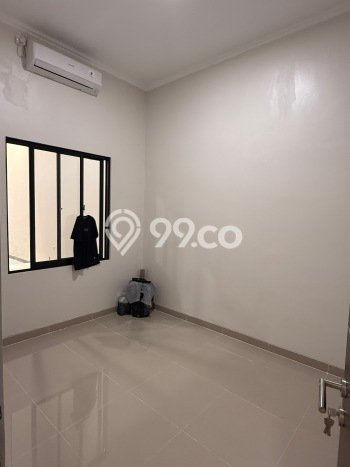 Jual Rumah Strategis Bagus Punya 4 KT di Serpong Utara Tangerang Selatan SHM Jual Rumah Strategis Bagus Punya 4 KT di Serpong Utara Tangerang Selatan SHM