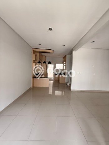 Disewakan! Rumah 3 Kamar Tidur &
3 Kamar Mandi di BSD Residence One, Tangerang Disewakan! Rumah 3 Kamar Tidur &
3 Kamar Mandi di BSD Residence One, Tangerang