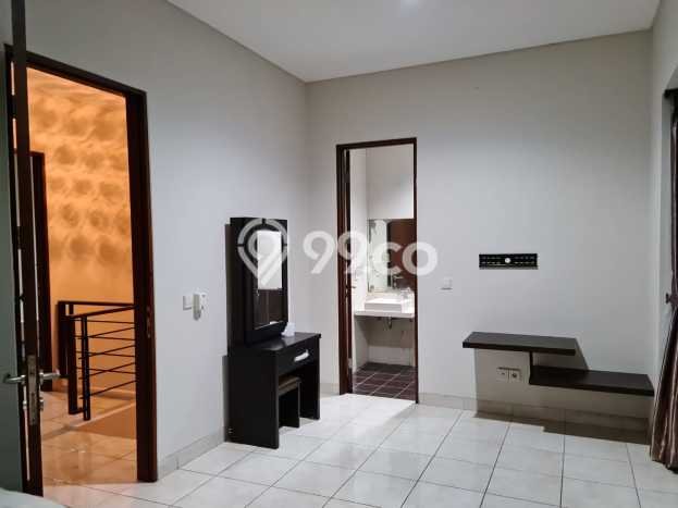 Dijual Rumah Mewah Megah Dengan View Cantik di BSD City, Tangerang Dijual Rumah Mewah Megah Dengan View Cantik di BSD City, Tangerang
