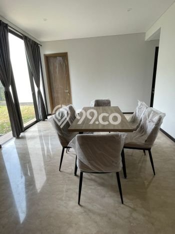 Rumah sewa siap pakai 4 KT di BSD City, Tangerang Rumah sewa siap pakai 4 KT di BSD City, Tangerang
