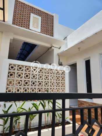 Rumah Strategis Modern Lb 240m2 di Babakan Madang, Bogor Rumah Strategis Modern Lb 240m2 di Babakan Madang, Bogor