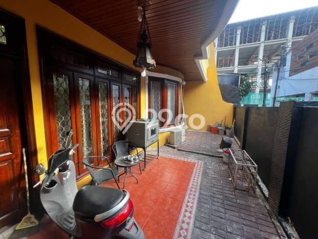 Dijual Rumah Mewah Megah Dengan View Cantik di Pondok Bambu, Jakarta Timur Dijual Rumah Mewah Megah Dengan View Cantik di Pondok Bambu, Jakarta Timur