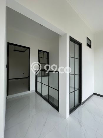 Jual Rumah Eksklusif 3 KT di Jatiwaringin, Bekasi Jual Rumah Eksklusif 3 KT di Jatiwaringin, Bekasi
